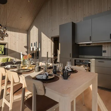 Wiew Logde Tverrfjellet